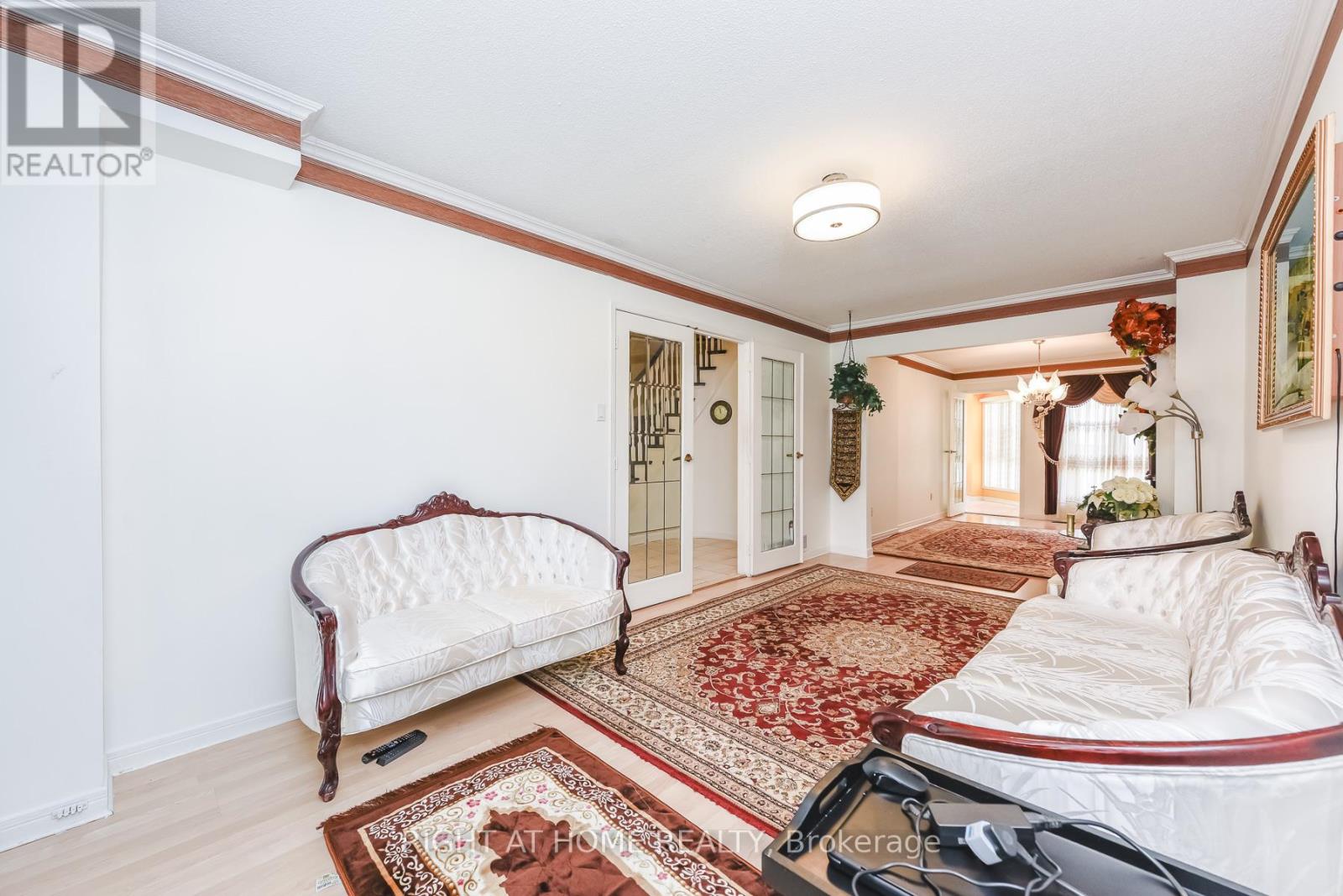 379 WALLENBERG CRESCENT - 14