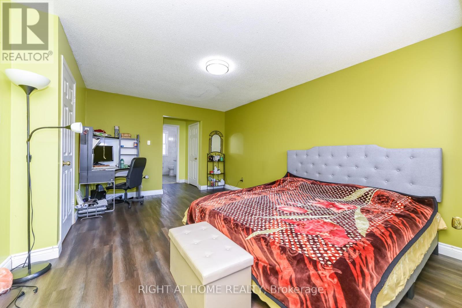 379 WALLENBERG CRESCENT - 25