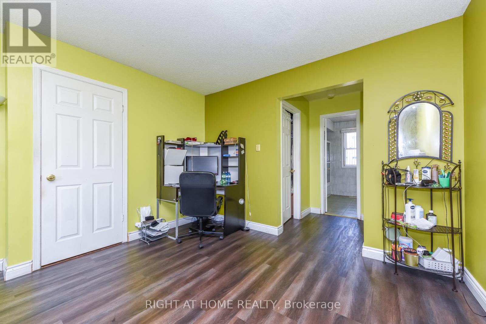 379 WALLENBERG CRESCENT - 26