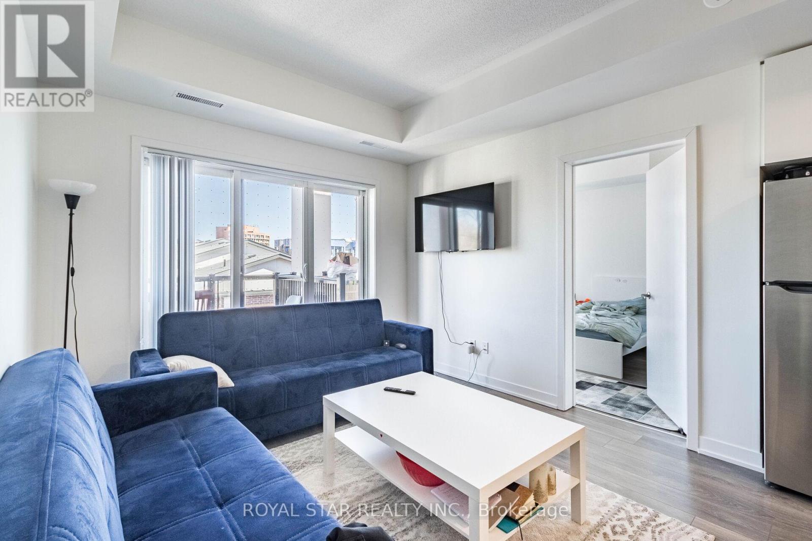 #401 120 CANON JACKSON DRIVE - 22
