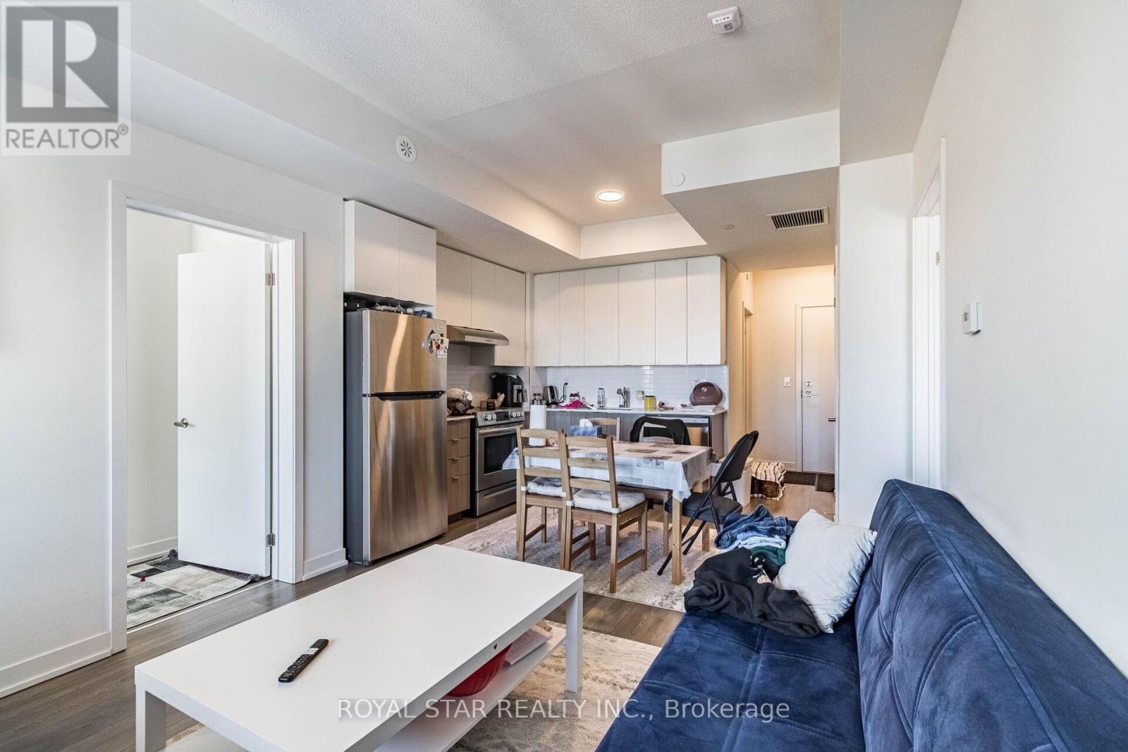#401 120 CANON JACKSON DRIVE - 27