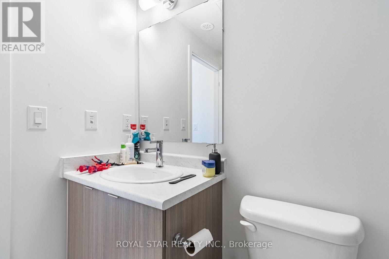 #401 120 CANON JACKSON DRIVE - 39
