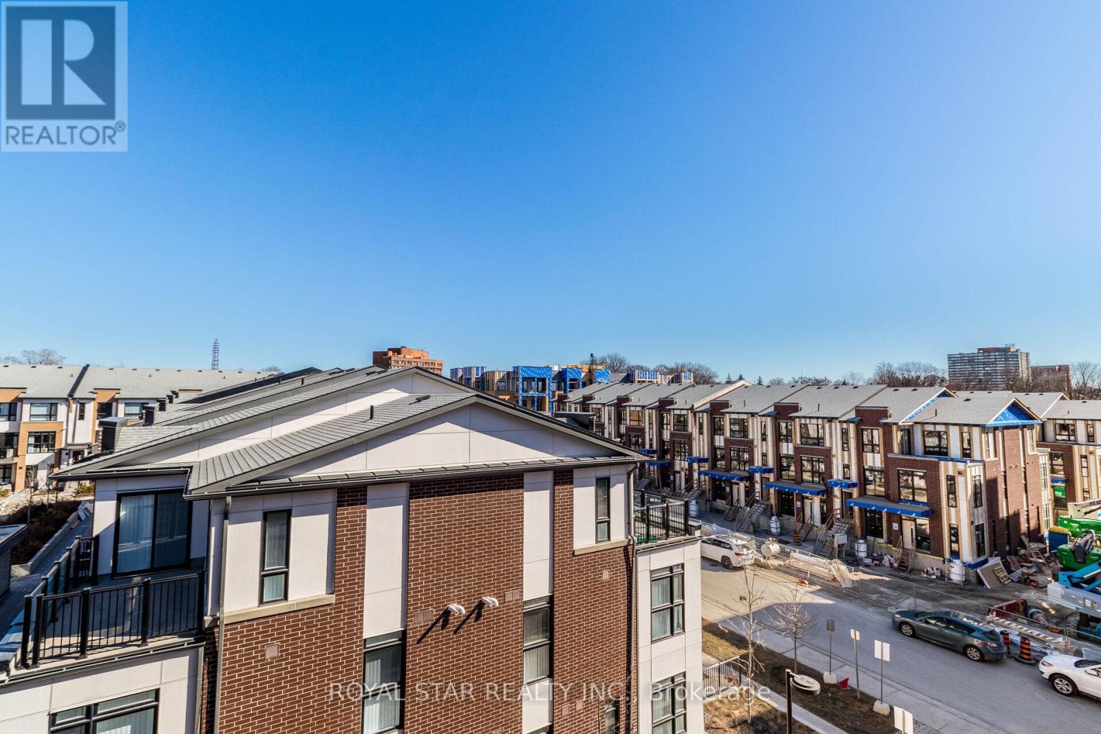 #401 120 CANON JACKSON DRIVE - 44