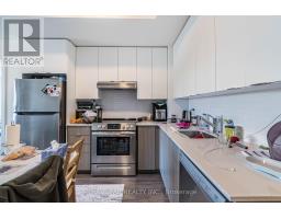 401 - 120 Canon Jackson Drive, Toronto, ON M6M0E1 Photo 12