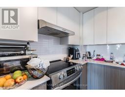 401 - 120 Canon Jackson Drive, Toronto, ON M6M0E1 Photo 15