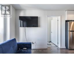 401 - 120 Canon Jackson Drive, Toronto, ON M6M0E1 Photo 28