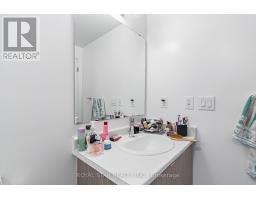 401 - 120 Canon Jackson Drive, Toronto, ON M6M0E1 Photo 35