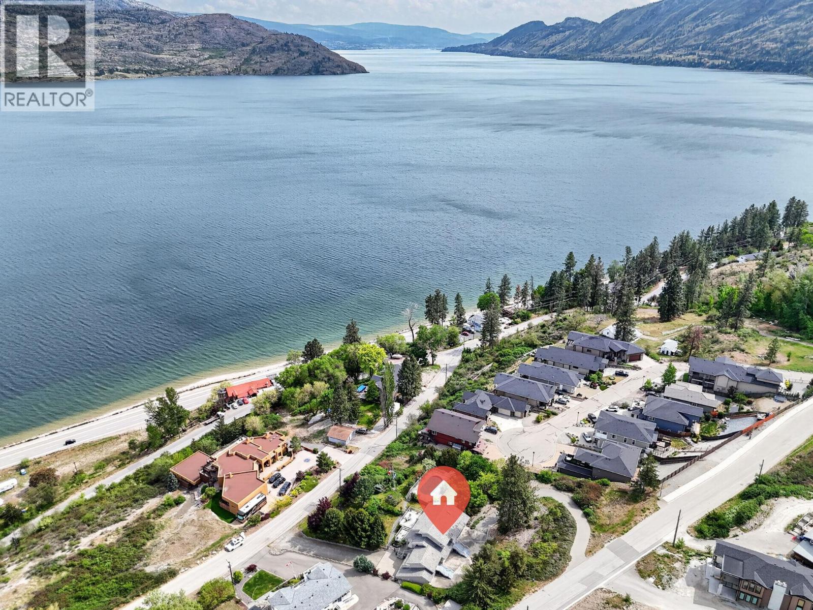 6226 Heighway Lane, Peachland