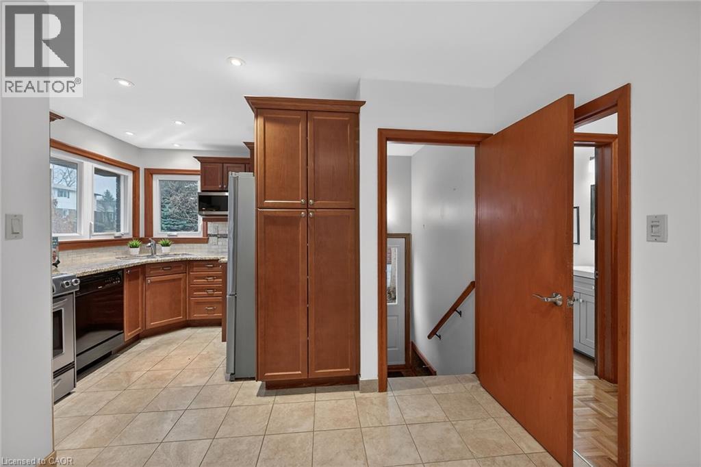 134 WEST 28TH Street, Hamilton, Ontario, L9C5B2 — Photo 6