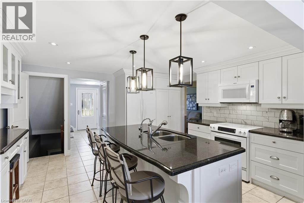 125 COVINGTON Crescent, Kitchener, Ontario, N2N2X2 — Photo 12