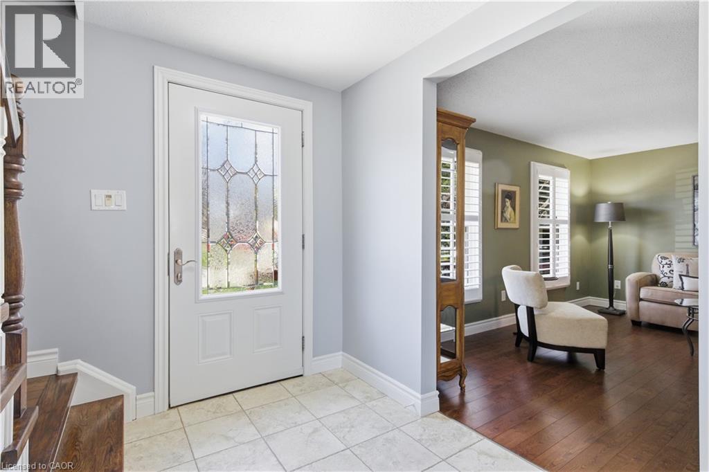 125 COVINGTON Crescent, Kitchener, Ontario, N2N2X2 — Photo 5