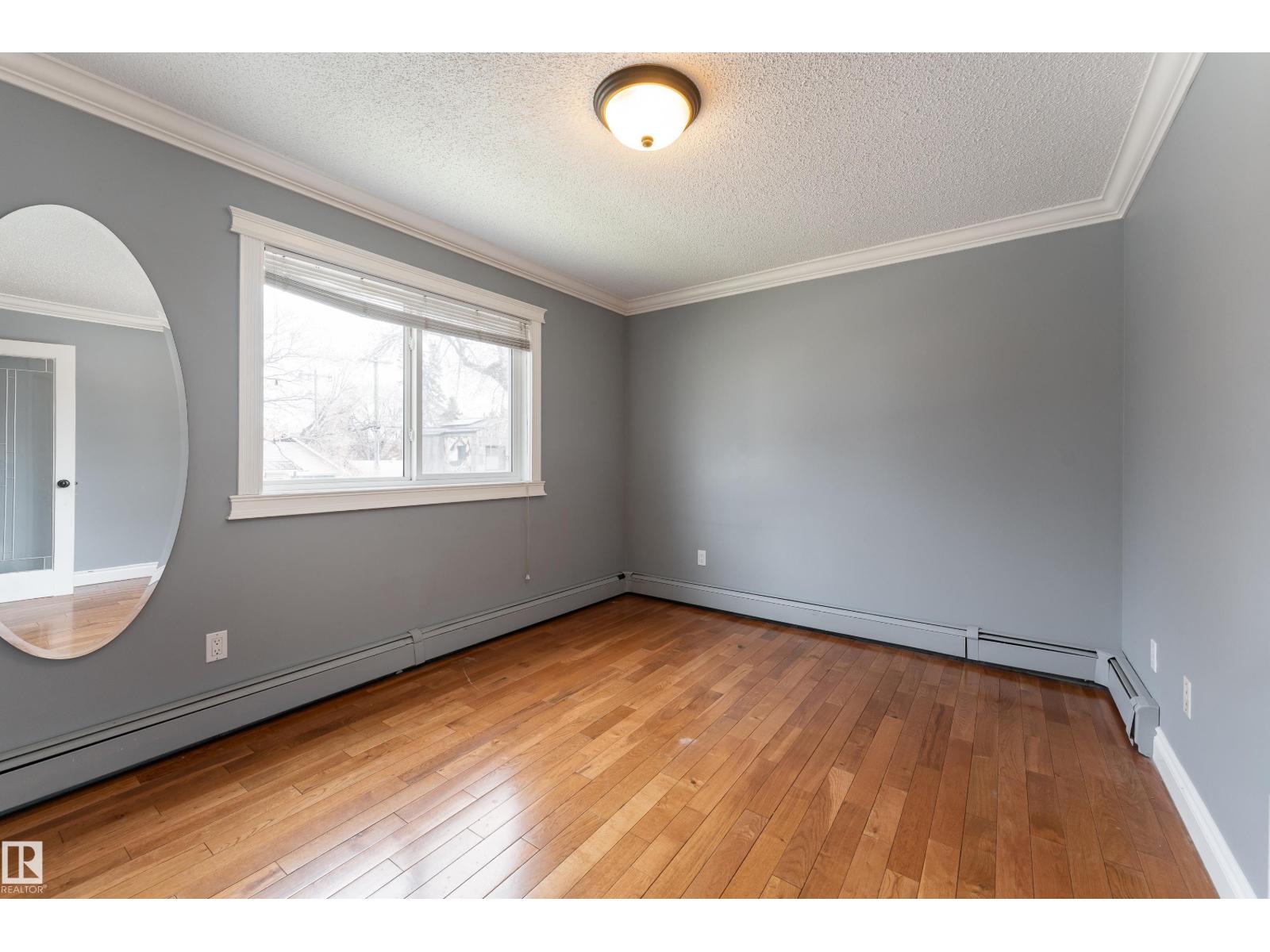 #203 10003 87 AV NW, Edmonton