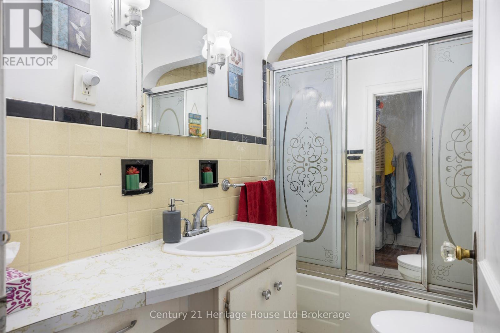 31 WETHERED STREET - 10