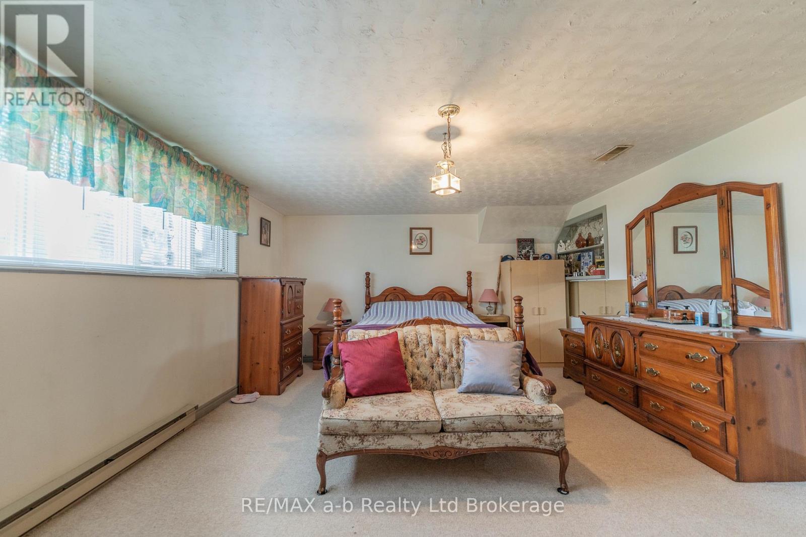 2 CRANBERRY ROAD - 25