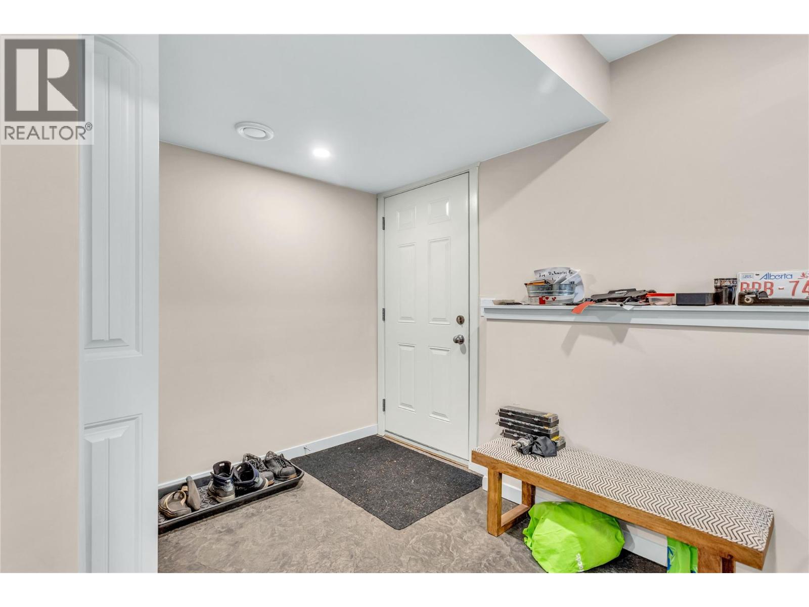 607 Lefevere Avenue, Kelowna