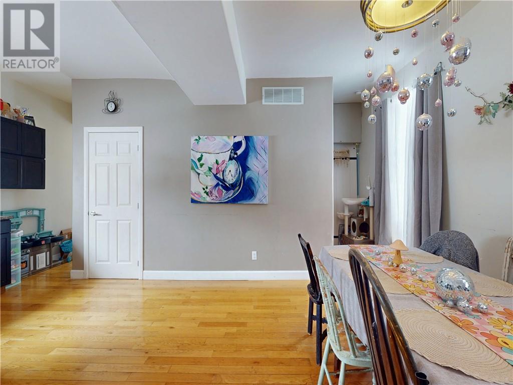 1 Eleanor Street - 19