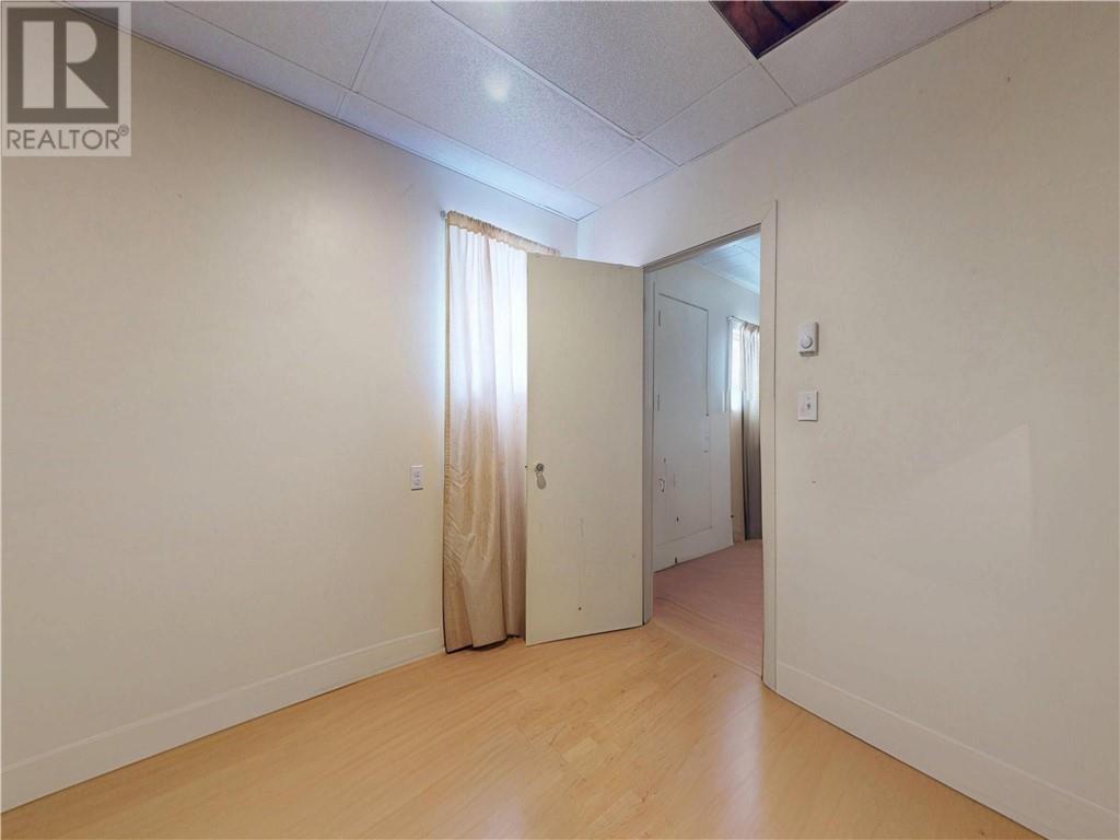 1 Eleanor Street - 55