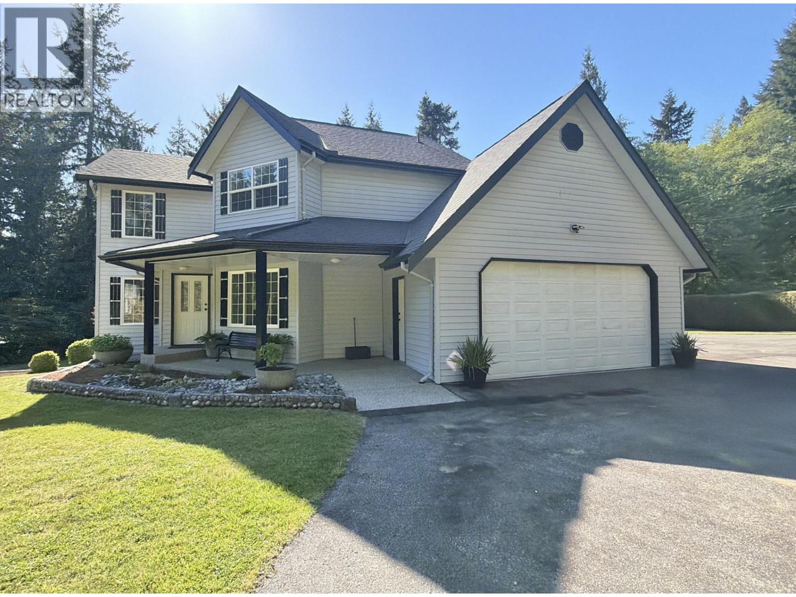 1499 HANBURY ROAD, Roberts Creek