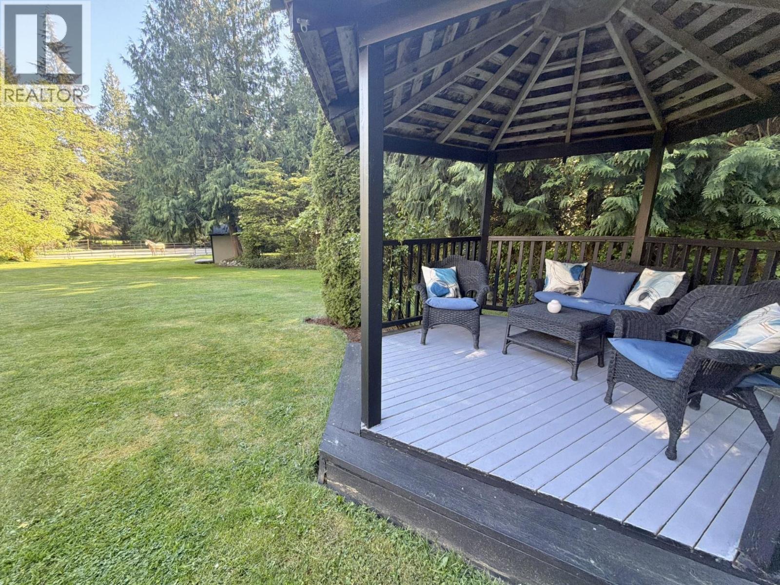 1499 HANBURY ROAD, Roberts Creek