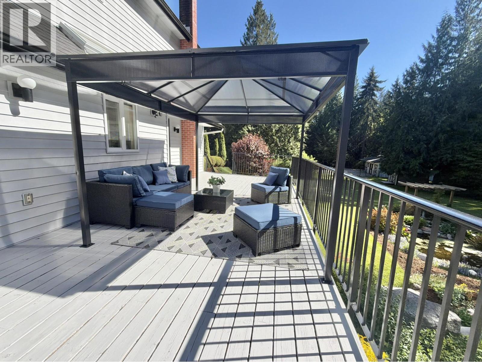1499 HANBURY ROAD, Roberts Creek