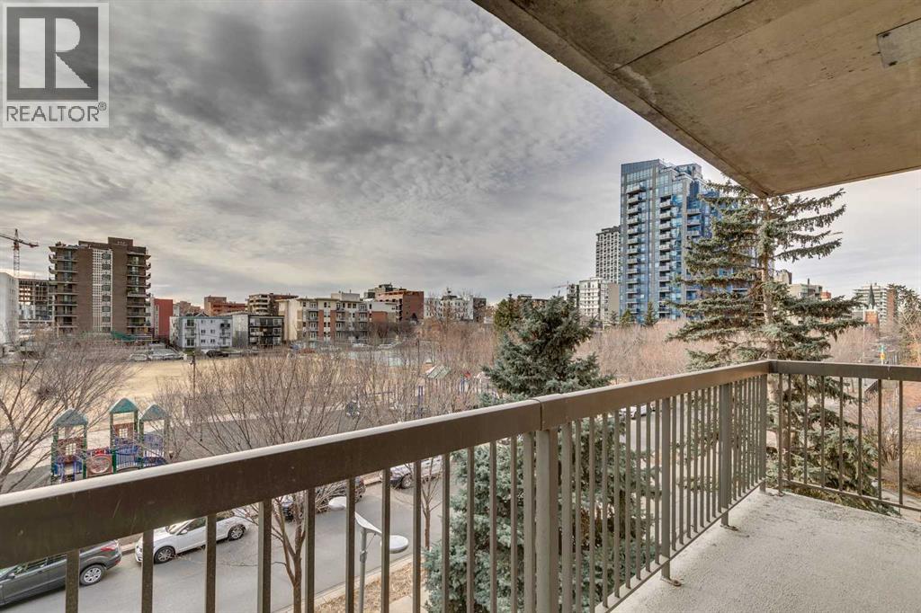 #403 220 13 Avenue SW - 18