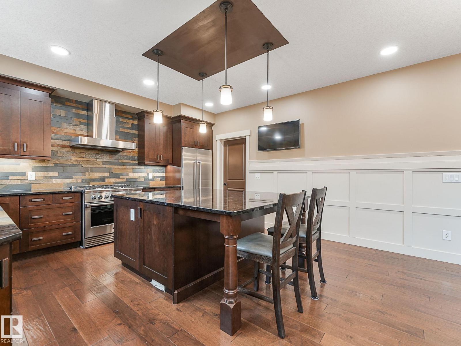 12828 201 ST NW - 18