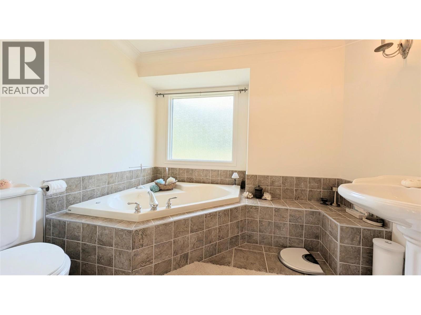 4893 Fairmont Creek Road - 20