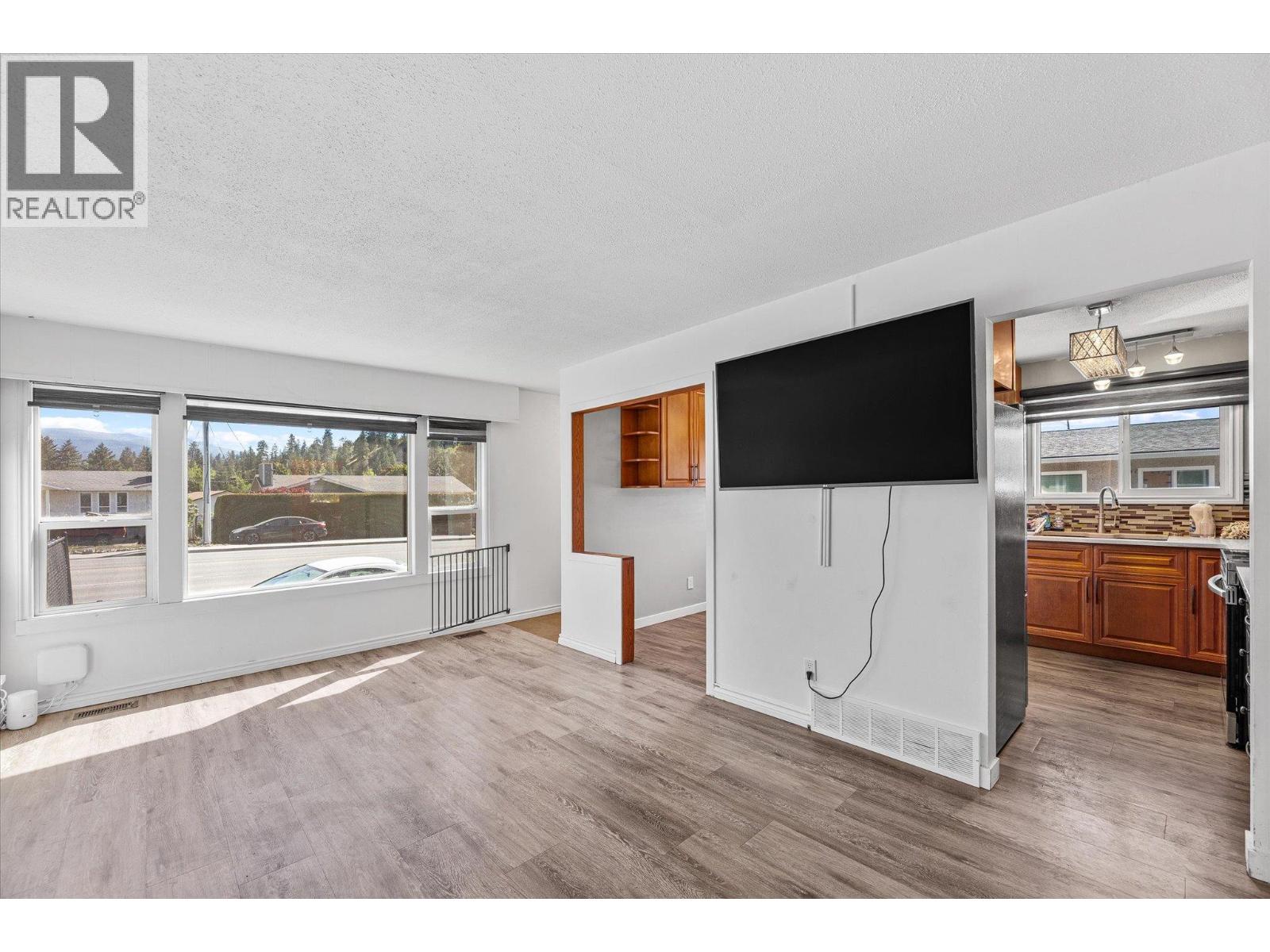 2946 Springfield Road - 12