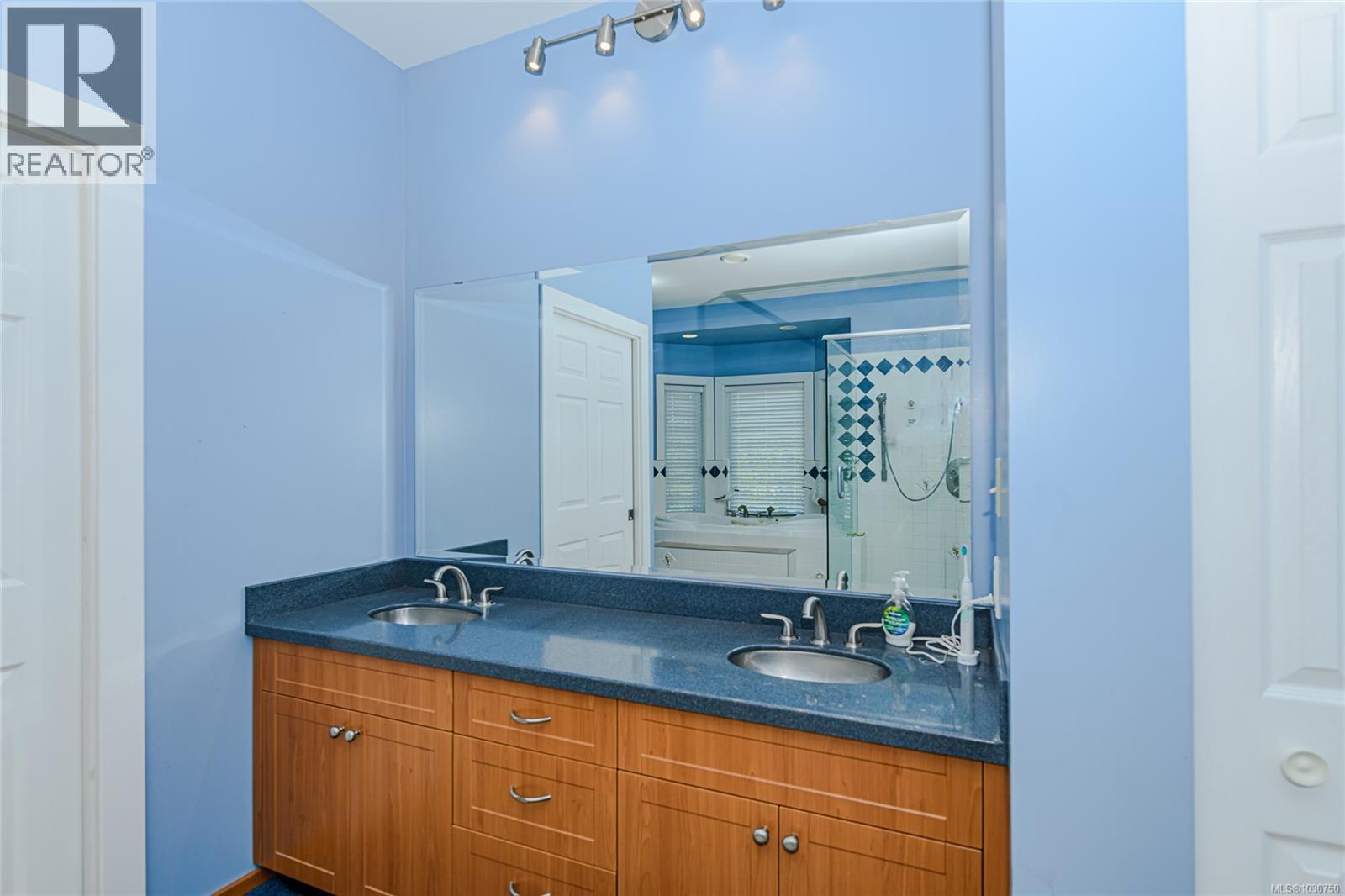 207 Welbury Dr - 18
