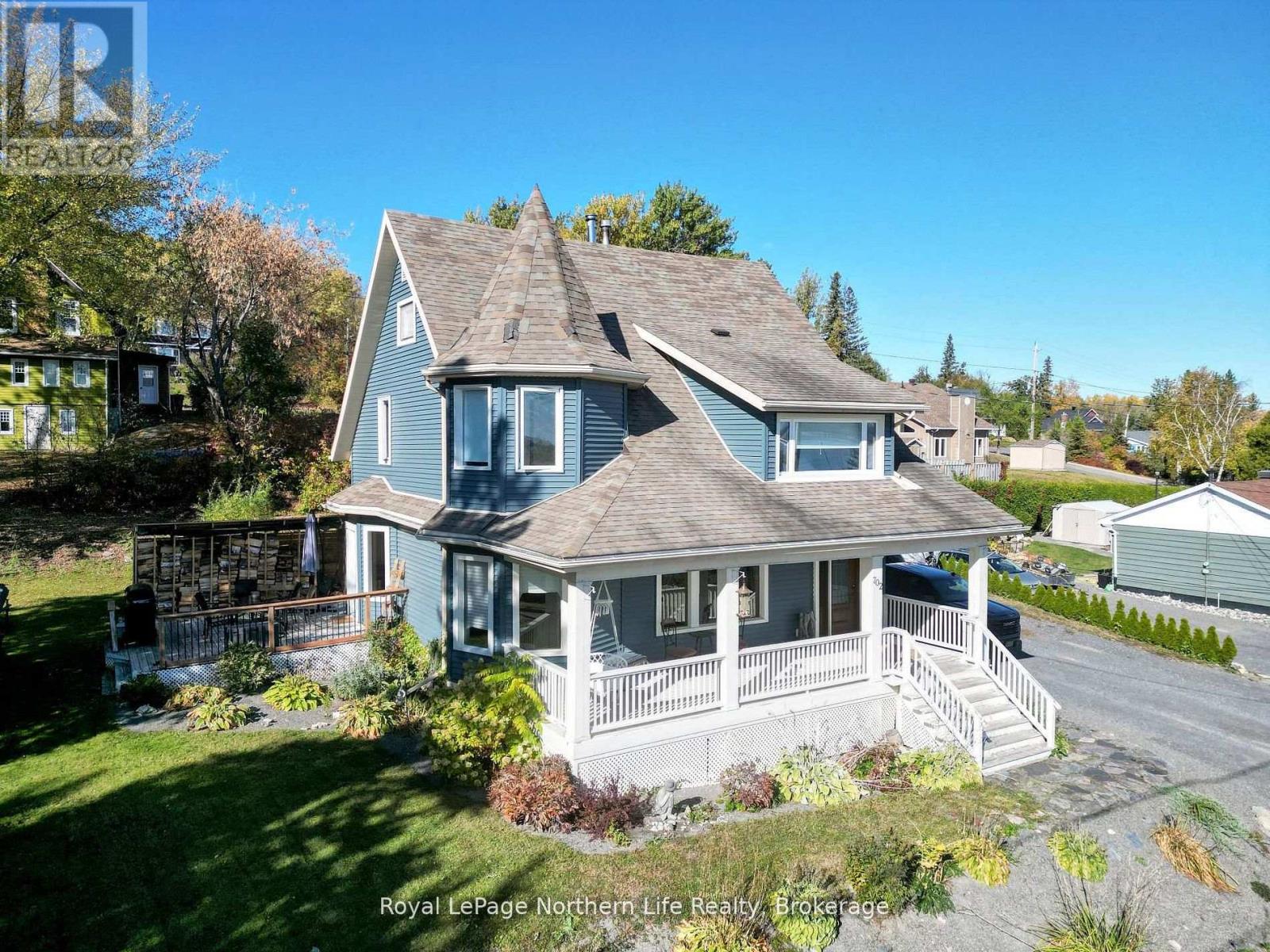 702 RORKE AVENUE - 1