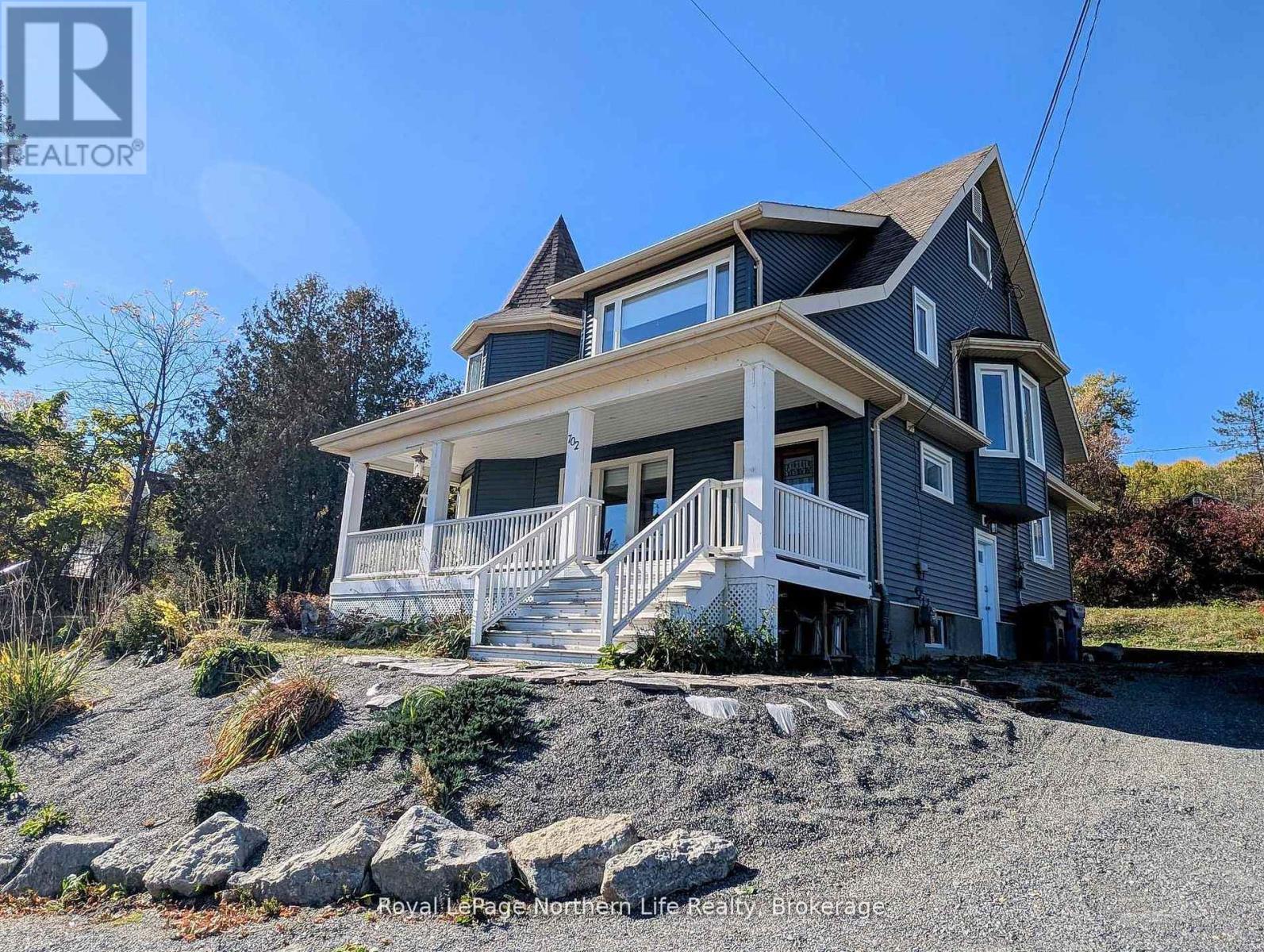 702 RORKE AVENUE - 2