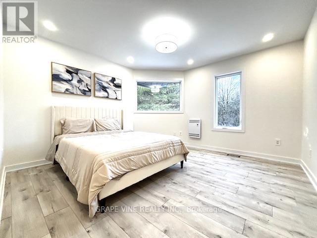 135 MANION ROAD - 26