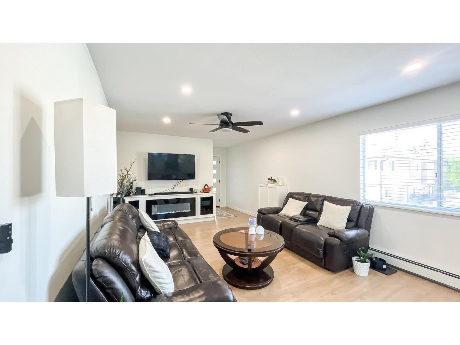 6 Bed, 4 Bath House for Sale in Surrey – 8775 144 STREET, Surrey - Image 36
