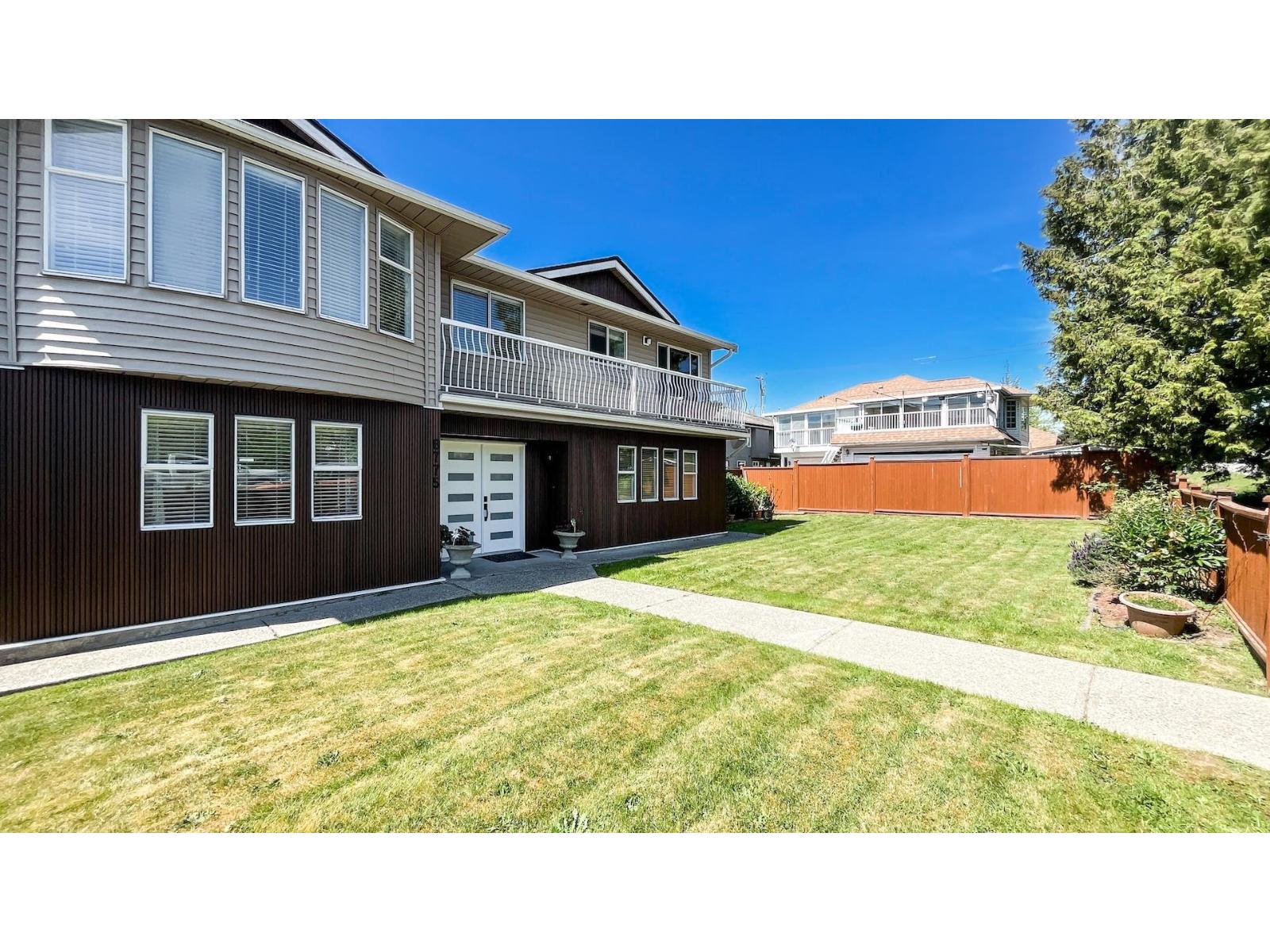 6 Bed, 4 Bath House for Sale in Surrey – 8775 144 STREET, Surrey - Image 37
