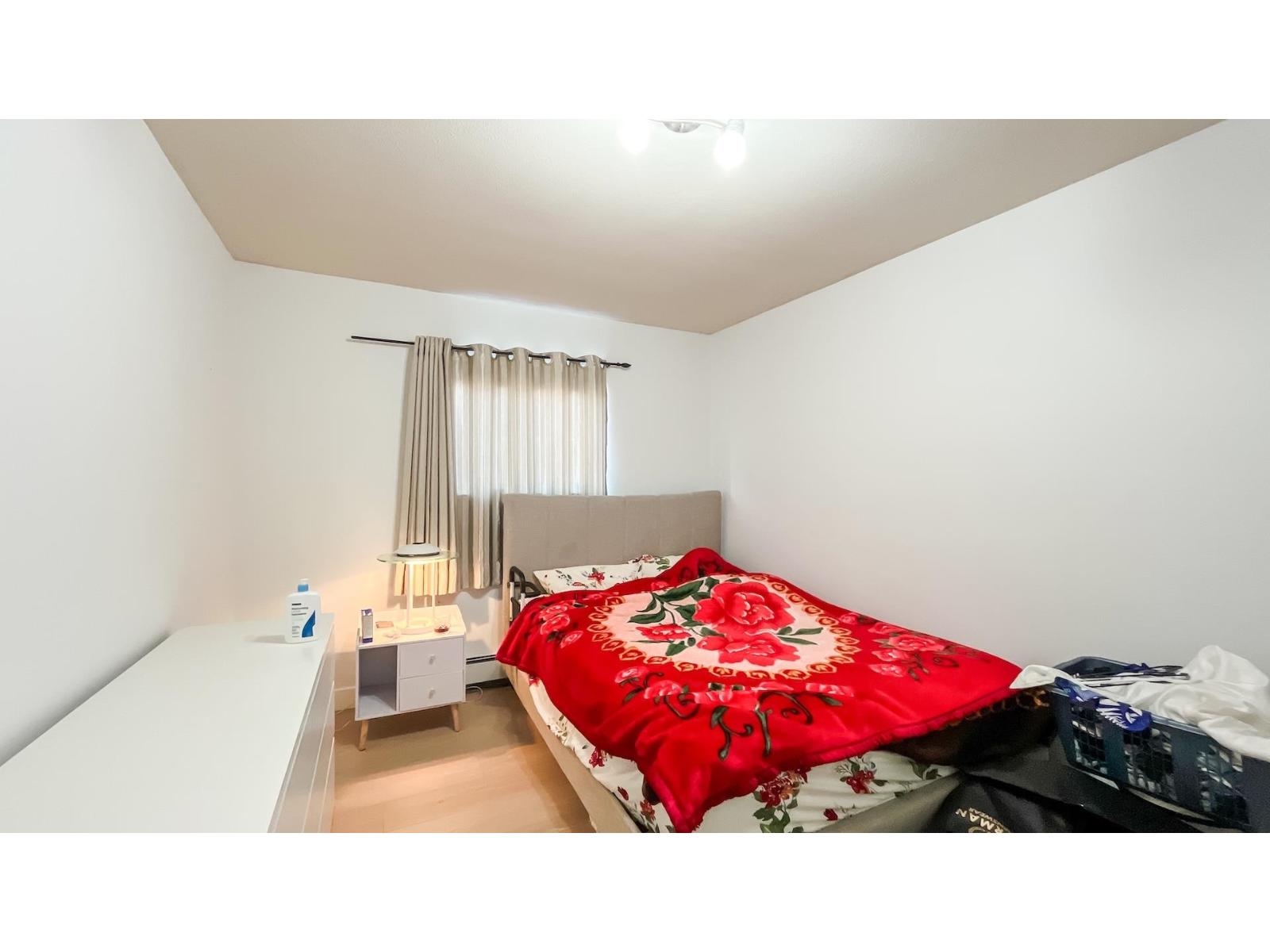 6 Bed, 4 Bath House for Sale in Surrey – 8775 144 STREET, Surrey - Image 30