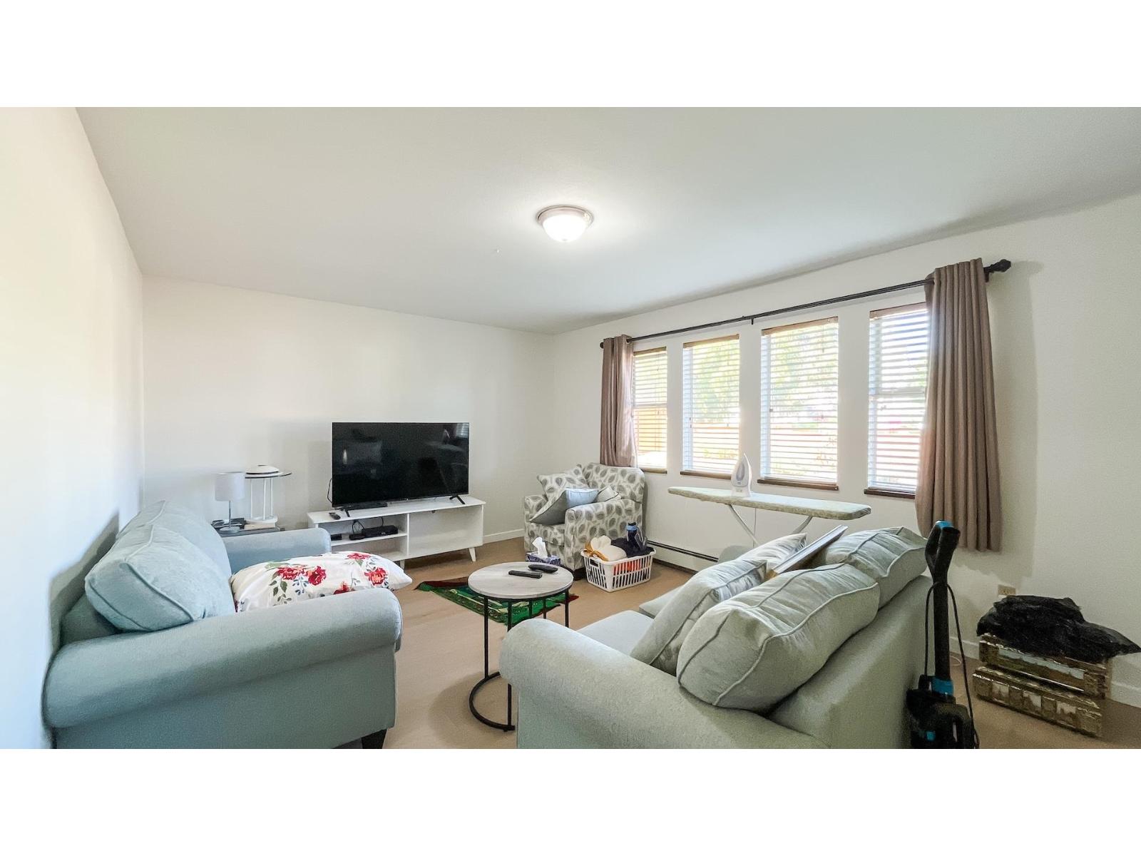 6 Bed, 4 Bath House for Sale in Surrey – 8775 144 STREET, Surrey - Image 13