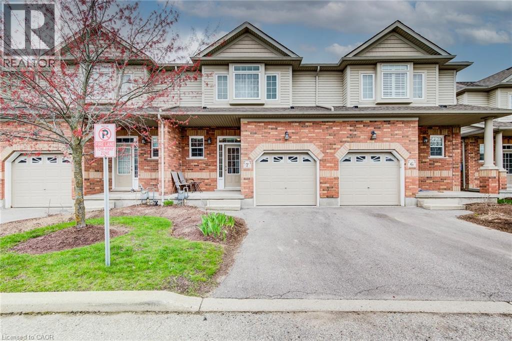 330 DEARBORN Boulevard Unit# 7, Waterloo, Ontario, N2J4Y9 — Photo 40