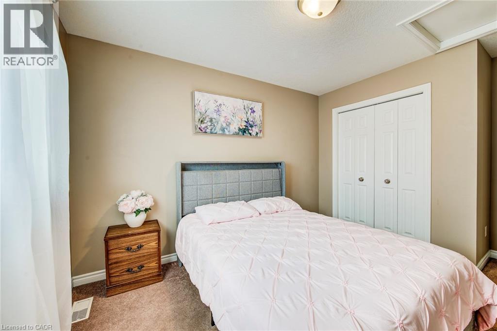 330 DEARBORN Boulevard Unit# 7, Waterloo, Ontario, N2J4Y9 — Photo 27