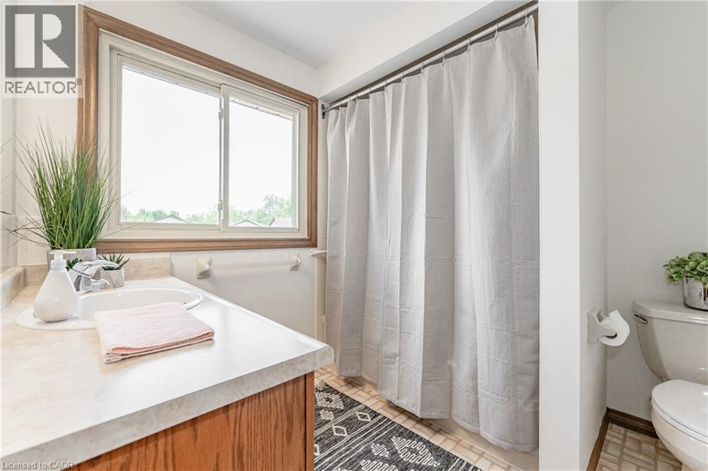 54 KOCH Drive, Guelph, Ontario, N1G4G7 — Photo 22