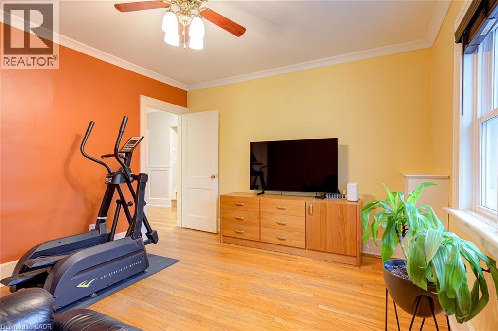 16 BORDEN Avenue N, Kitchener, Ontario, N2H3J1 — Photo 41