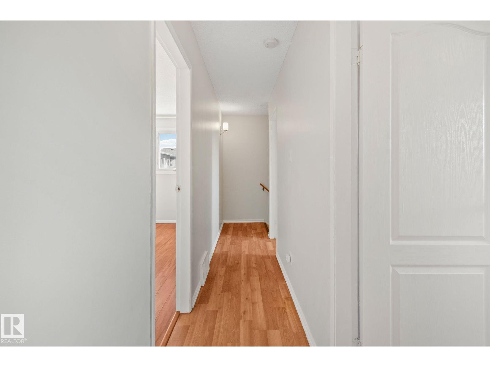 94 BELMEAD GARDENS GD NW, Edmonton