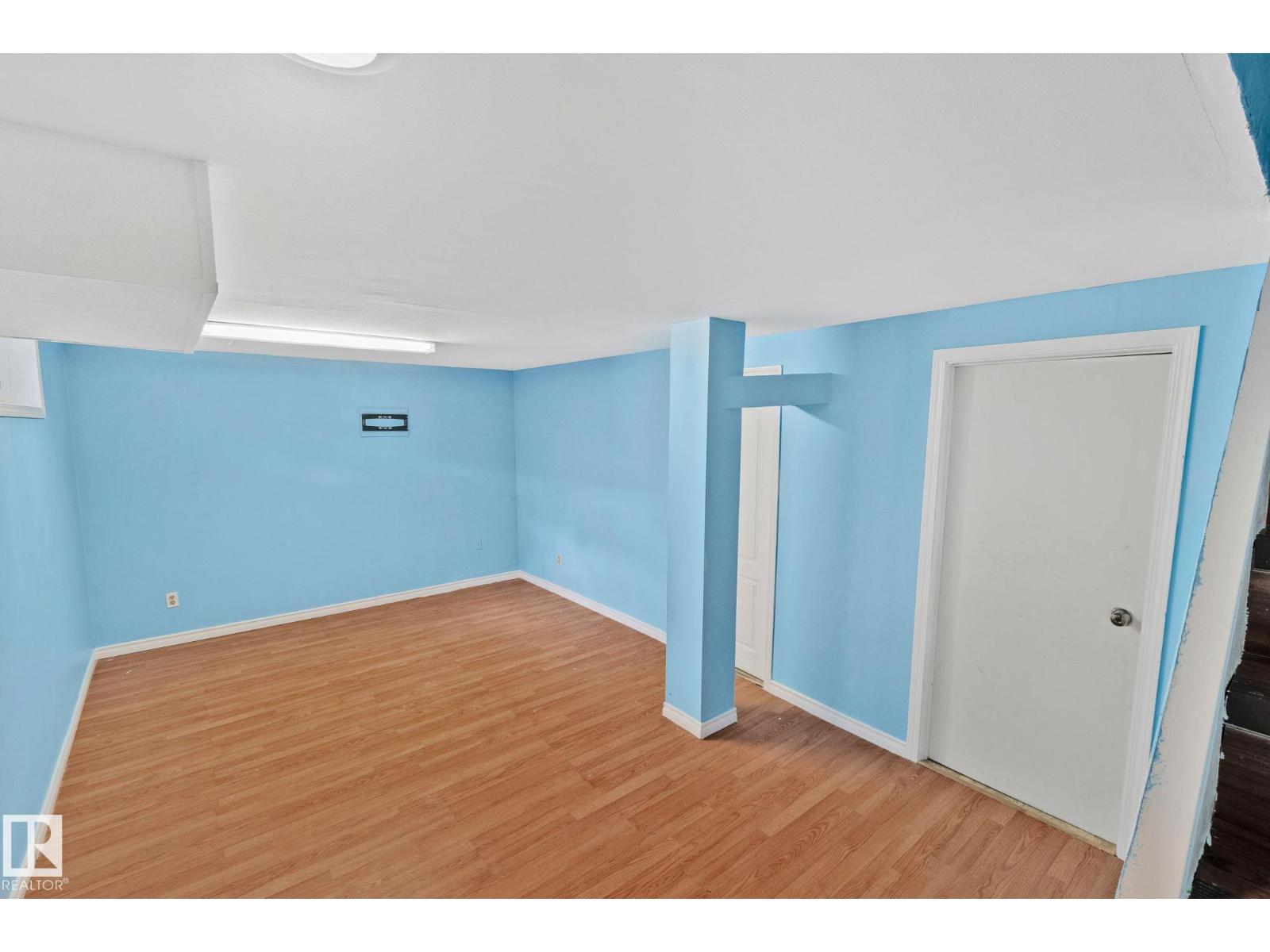 94 BELMEAD GARDENS GD NW, Edmonton