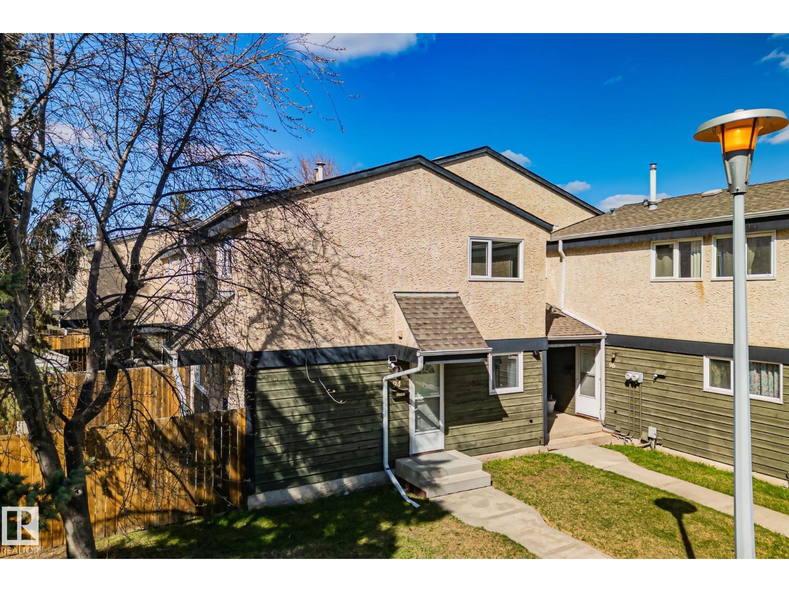 94 BELMEAD GARDENS GD NW, Edmonton