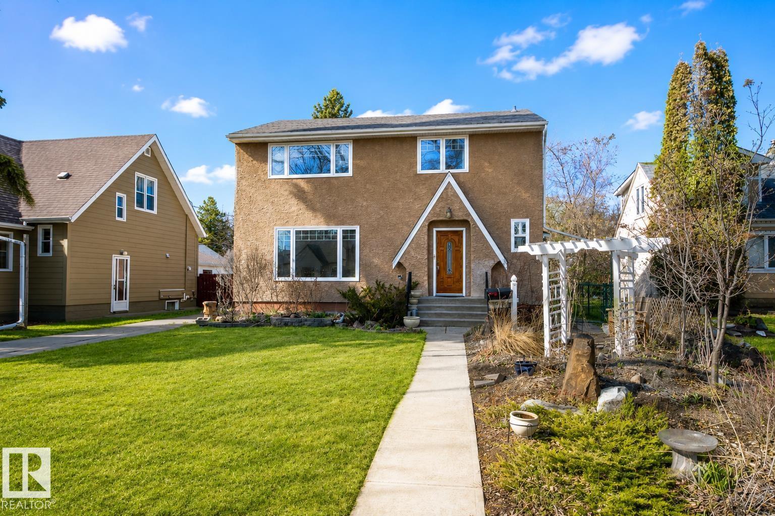 11516 72 AV NW - 1