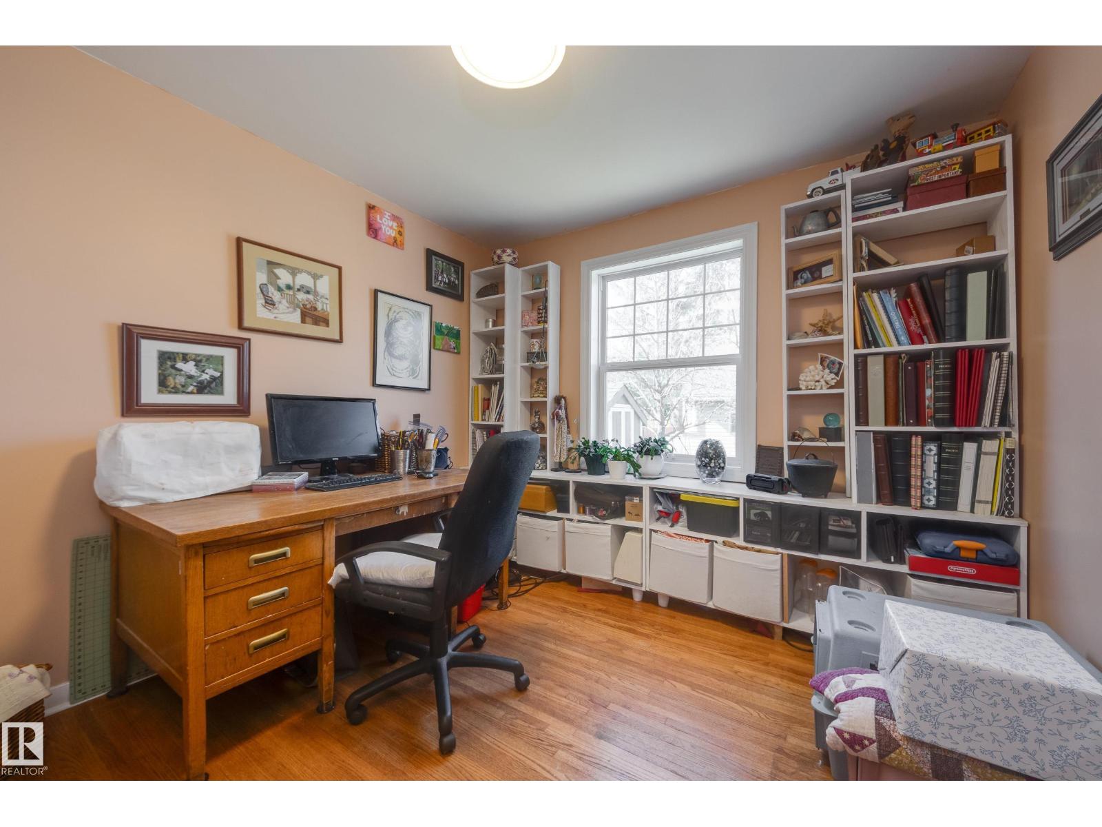 11516 72 AV NW - 14