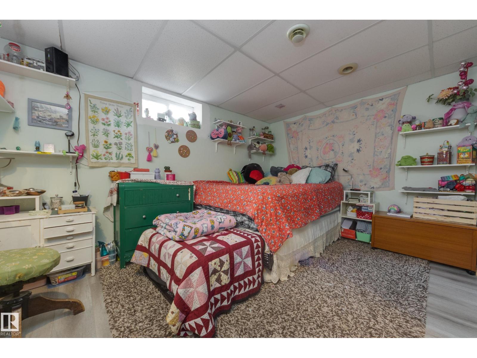 11516 72 AV NW - 32