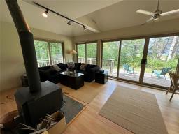8 Bella Dan Avenue, Victoria Beach, MB R0E2C0 Photo 13