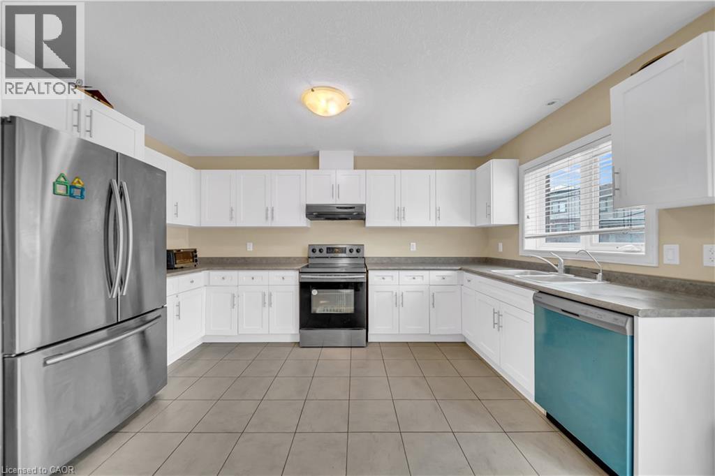 70 WILLOWRUN Drive Unit# G2, Kitchener, Ontario, N2A0J3 — Photo 8