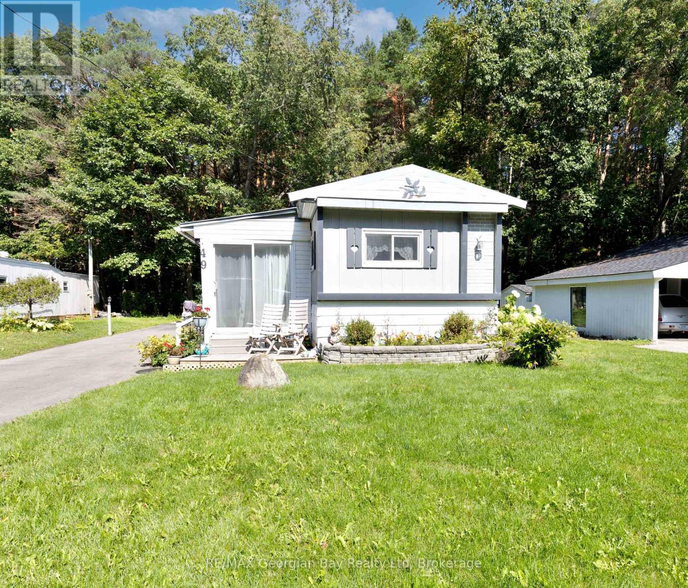 #49 525 MIDLAND POINT ROAD - 1