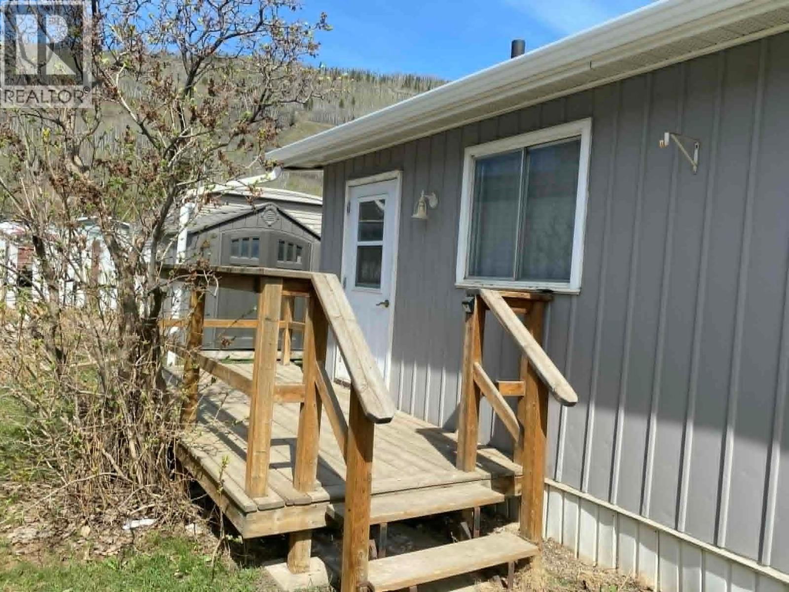 #20 6549 Wildmare Road - 10
